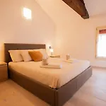 Mansarda Shakespeare - Car Parking Apartment