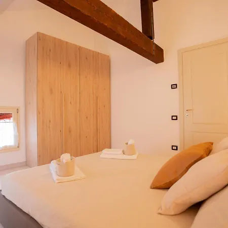 Apartmán Mansarda Shakespeare - Car Parking Ferrara