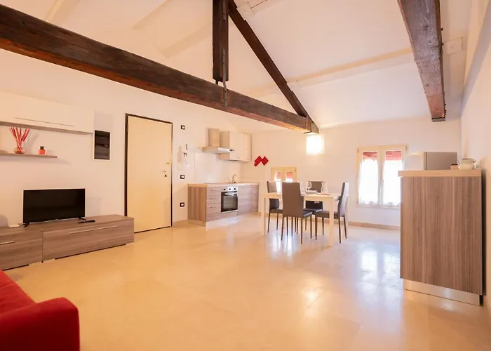 Mansarda Shakespeare - Car Parking شقة *